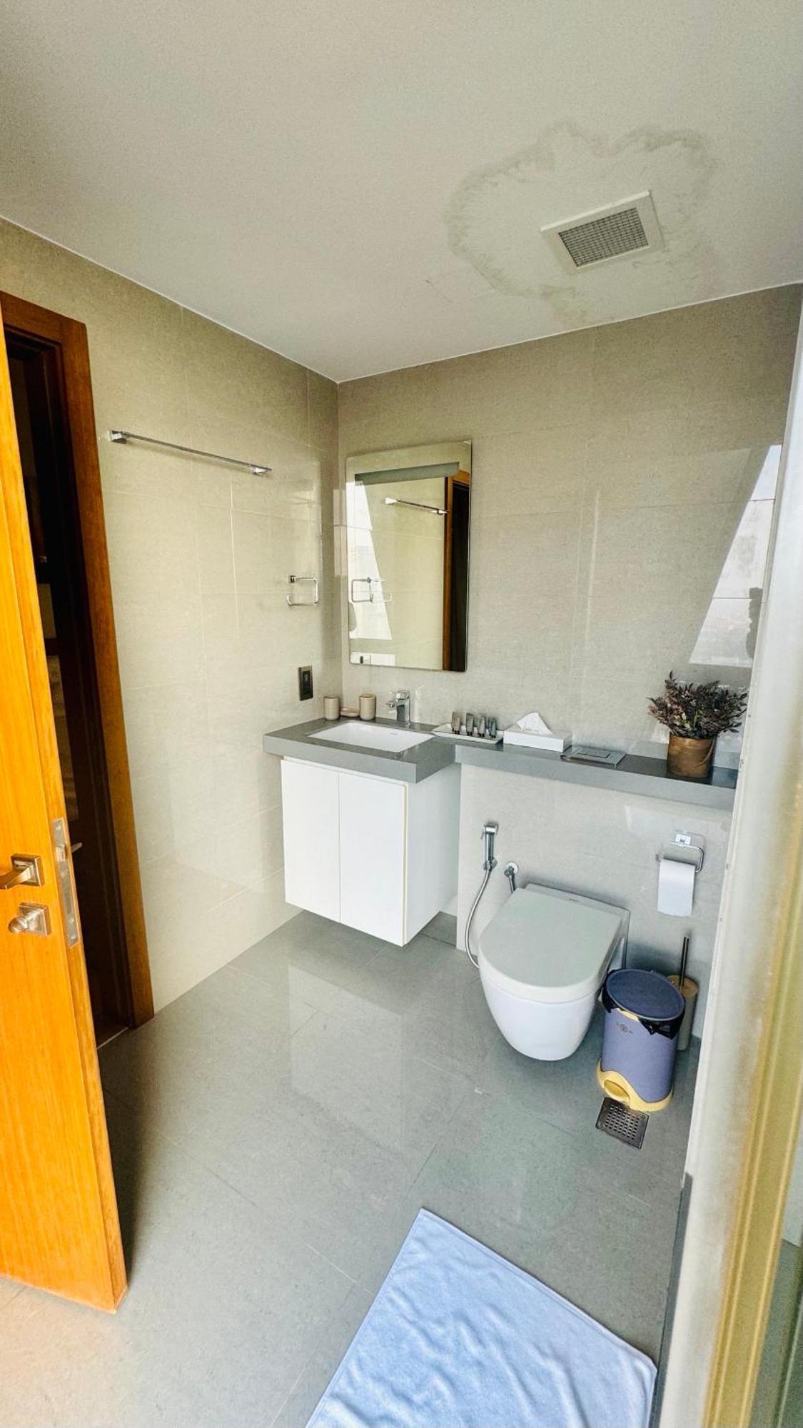 Altair Luxury Colombo By Miracle Apartment Bagian luar foto