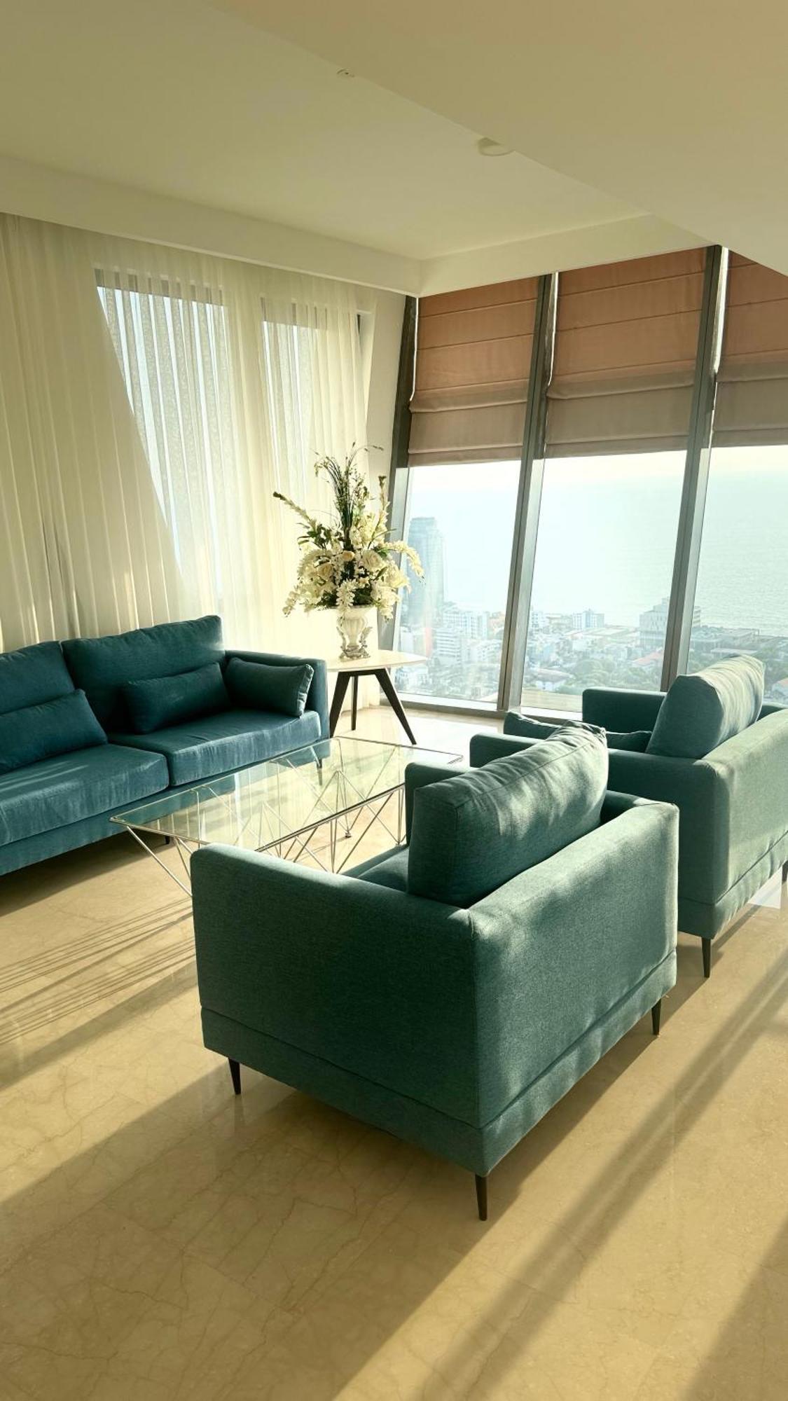 Altair Luxury Colombo By Miracle Apartment Bagian luar foto